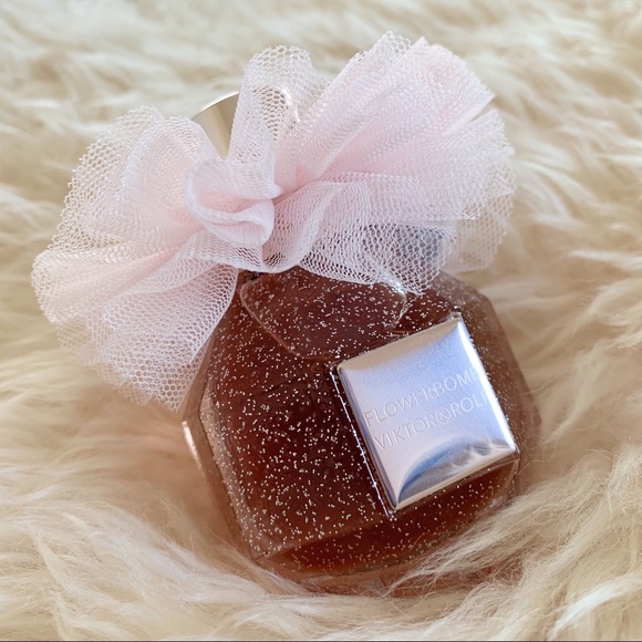 FlowerBomb by Viktor and Rolf - Picture 3 of 4